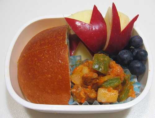 Chicken bun lunch for toddler ãŠå¼å½“