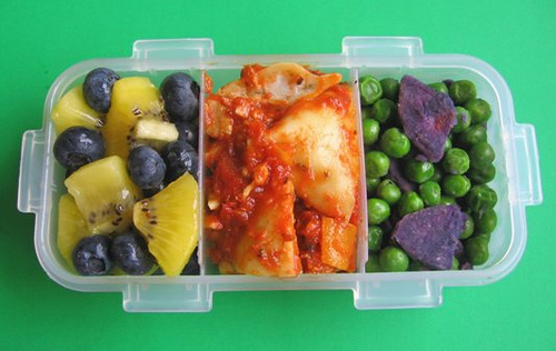 Gold kiwi lunch for preschooler (compressed)