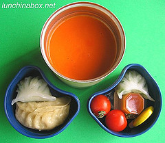 Roasted pepper and tomato soup bento lunch for preschooler