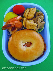 Bagel sandwich lunch for preschooler Bagel sandwich lunch for preschooler