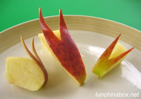 How to make apple rabbits