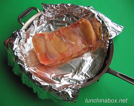 Speedy defrosting in a heavy pan