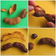 How to peel a tamarind pod