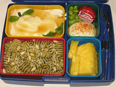 Pesto radiatore lunch (Laptop Lunch) Pesto radiatore lunch (Laptop Lunch)