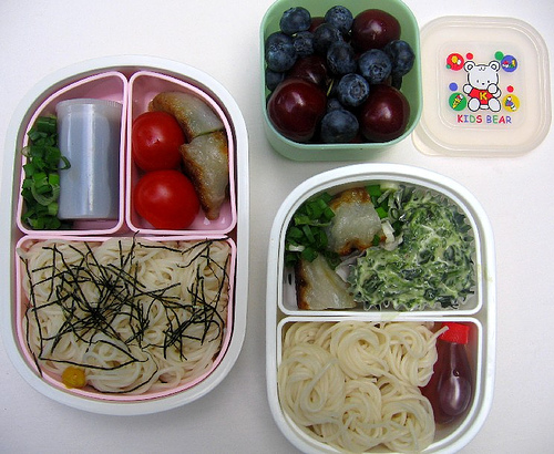 Somen: mother and son bentos